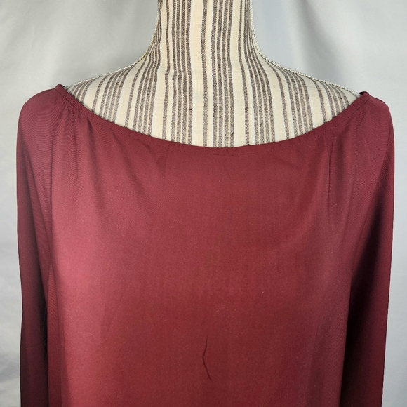 VIMPUNEC Maroon Oversized Cape Style Top Size Medium - Picture 2 of 11